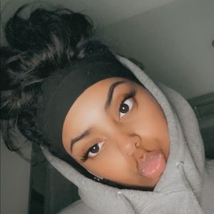 Meet your Posher, Melate